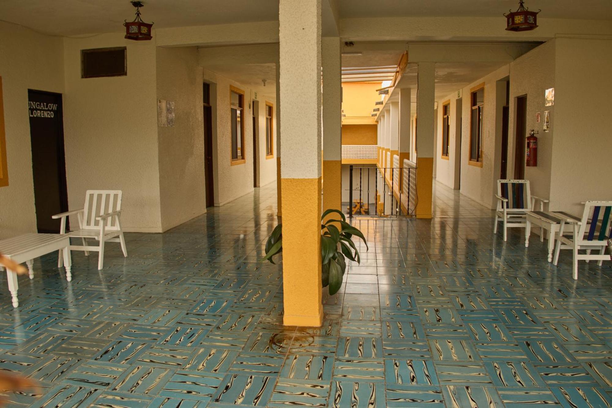 Hotel San Lorenzo Barra de Navidad Bagian luar foto