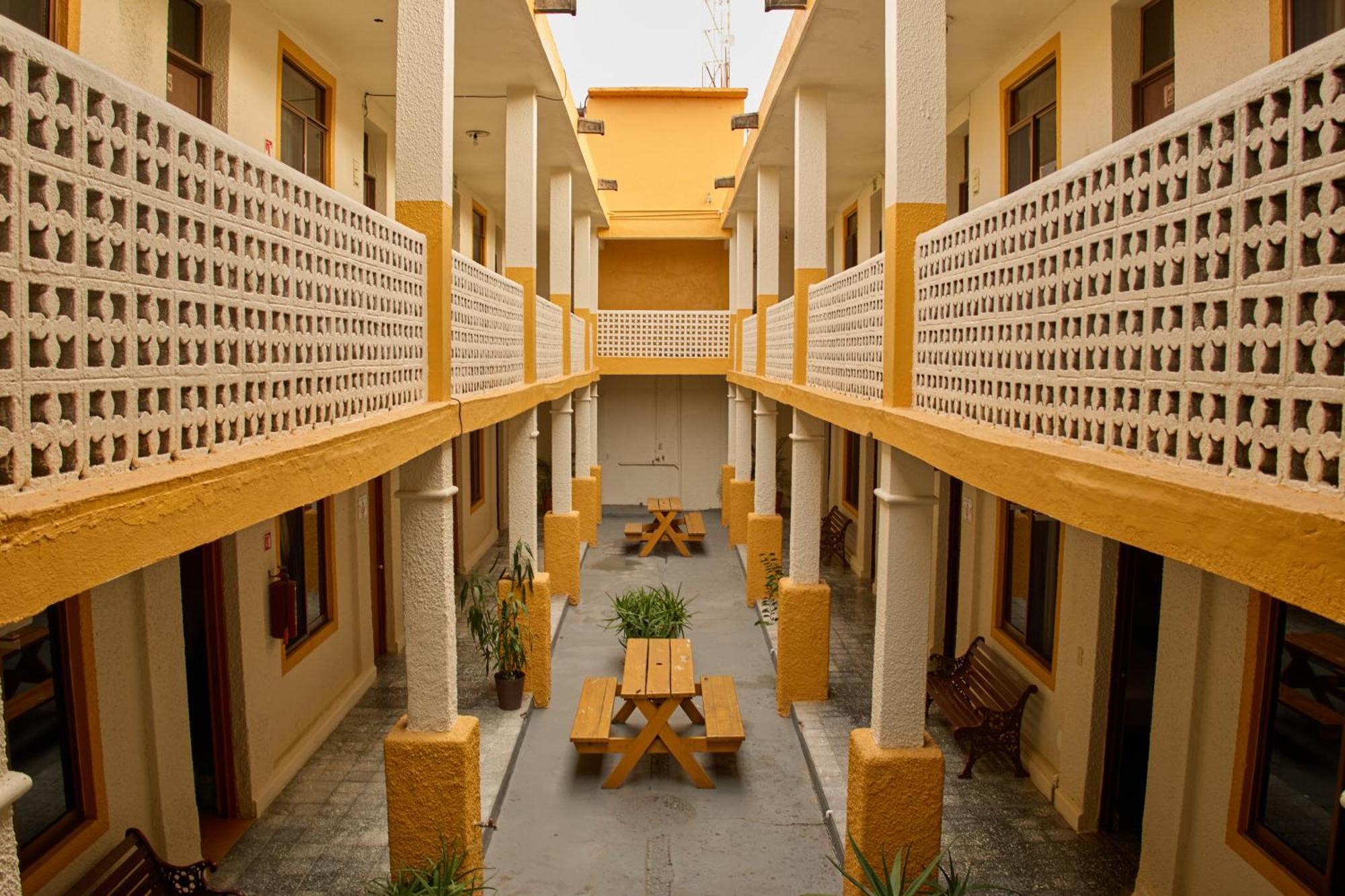 Hotel San Lorenzo Barra de Navidad Bagian luar foto