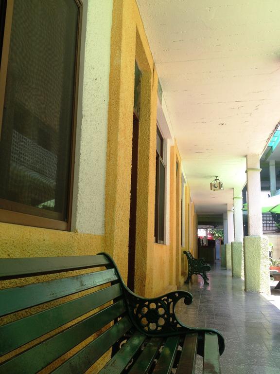 Hotel San Lorenzo Barra de Navidad Bagian luar foto