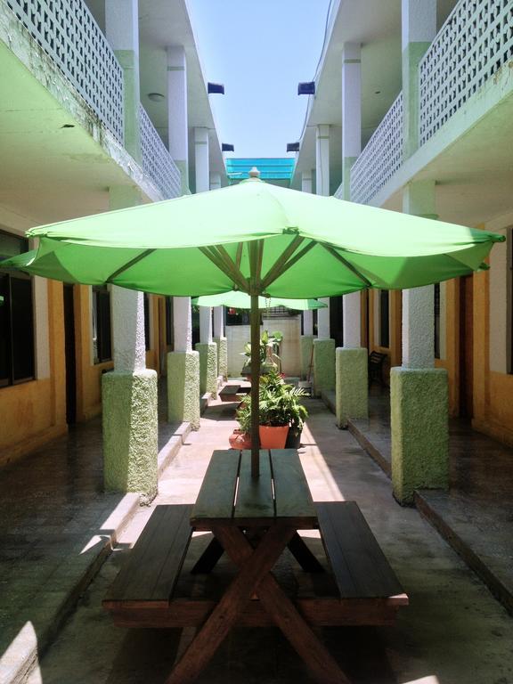 Hotel San Lorenzo Barra de Navidad Bagian luar foto