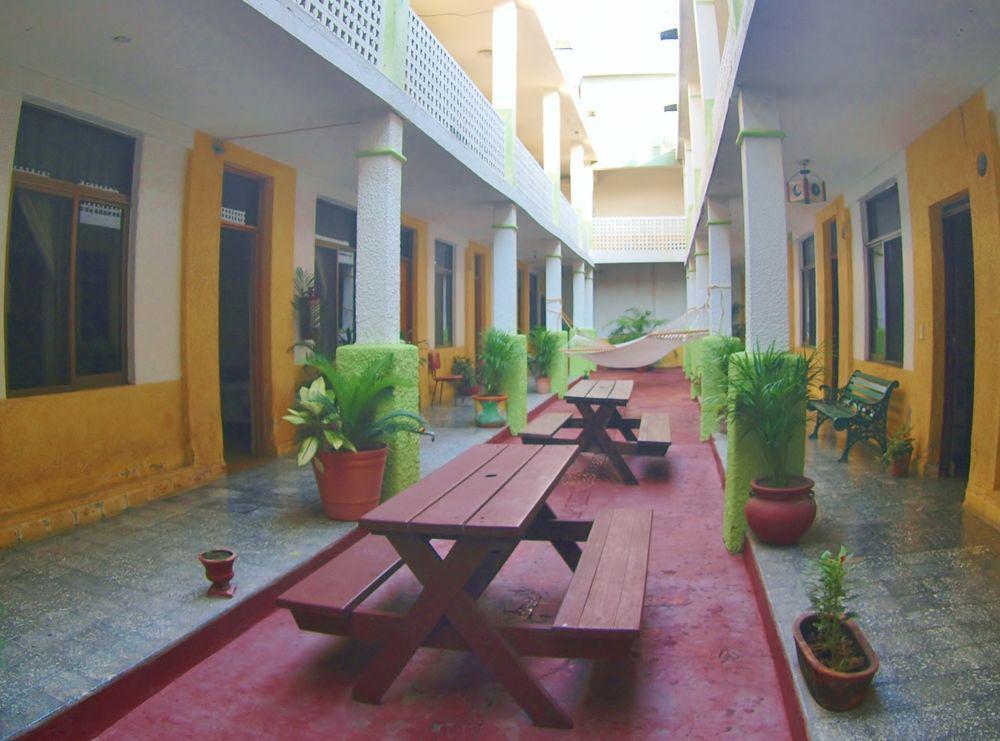 Hotel San Lorenzo Barra de Navidad Bagian luar foto